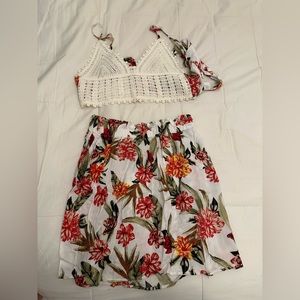 Beach Vacation Lounge Set Women’s Top XS Bottoms Small Rue21 Floral Red